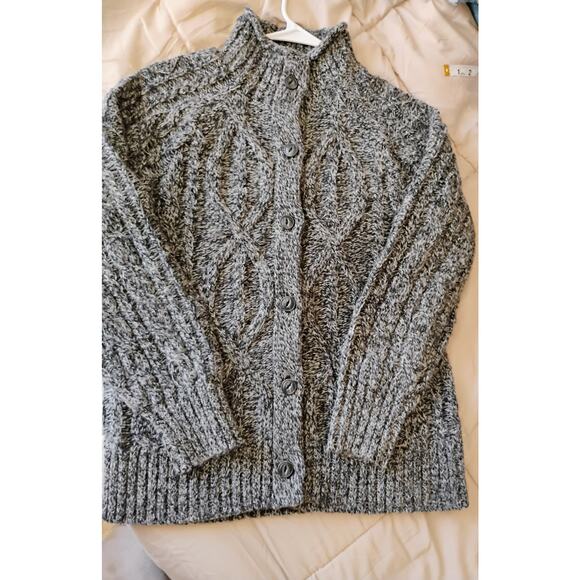 Small LL Bean Button Up Cable Knit Sweater. Preppy. Log cabin. Ocean. Lake. - Picture 15 of 16